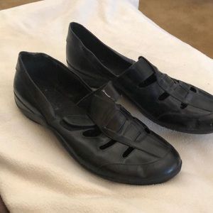 Life Stride Walking Shoes 👟